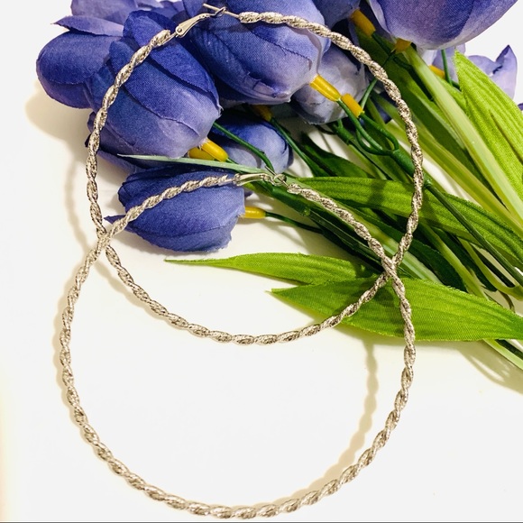 Silver Twisted Wave big Circle Hoops earring - Picture 10 of 10
